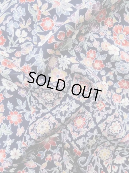 画像11: L1117B Mint  小紋 女性用着物  シルク(正絹)  深い 青, 唐花 【中古】 【USED】 【リサイクル】 ★★★★☆ (11)