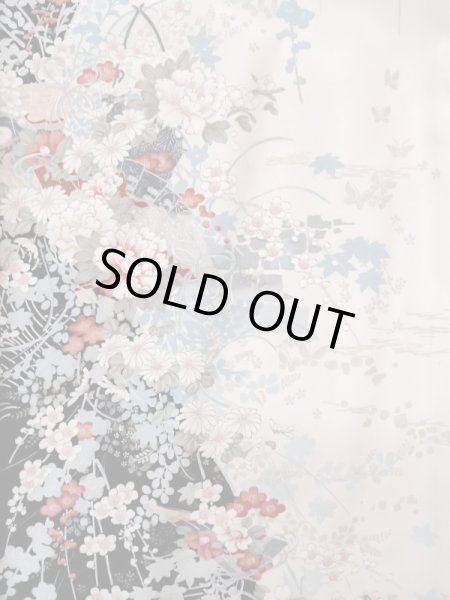 画像3: L1117C  小紋 女性用着物  シルク(正絹)   黒, ぼたん 【中古】 【USED】 【リサイクル】 ★☆☆☆☆ (3)