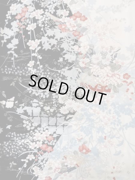 画像4: L1117C  小紋 女性用着物  シルク(正絹)   黒, ぼたん 【中古】 【USED】 【リサイクル】 ★☆☆☆☆ (4)