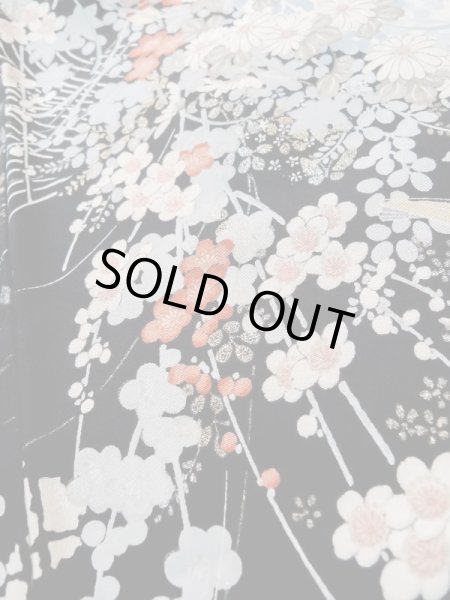 画像11: L1117C  小紋 女性用着物  シルク(正絹)   黒, ぼたん 【中古】 【USED】 【リサイクル】 ★☆☆☆☆ (11)