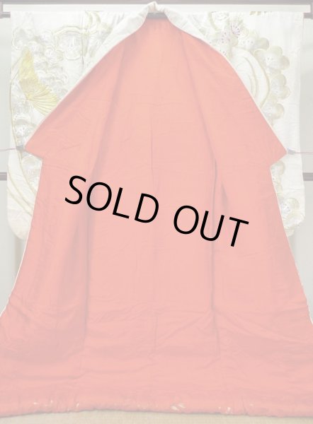 画像4: L1124A  打掛 女性用着物  シルク（正絹）   オフ　ホワイト, ぼたん 【中古】 【USED】 【リサイクル】 ★☆☆☆☆ (4)