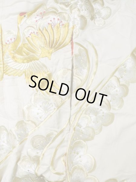 画像6: L1124A  打掛 女性用着物  シルク（正絹）   オフ　ホワイト, ぼたん 【中古】 【USED】 【リサイクル】 ★☆☆☆☆ (6)