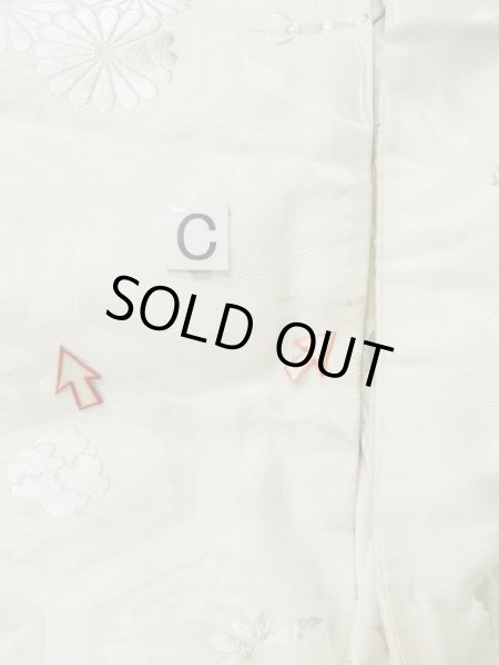 画像19: L1124B  打掛 女性用着物  シルク(正絹)   オフ ホワイト, 菊 【中古】 【USED】 【リサイクル】 ★☆☆☆☆ (19)