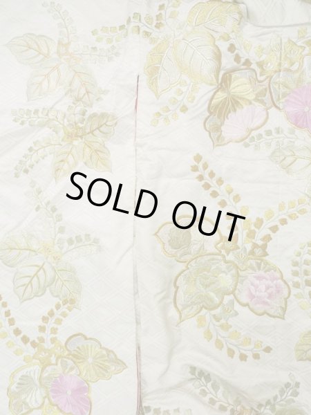 画像5: L1124C  打掛 女性用着物  シルク(正絹)   オフ ホワイト, ぼたん 【中古】 【USED】 【リサイクル】 ★★★☆☆ (5)