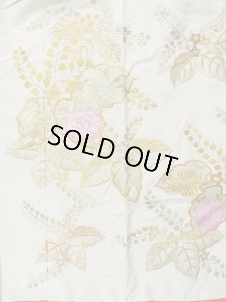 画像7: L1124C  打掛 女性用着物  シルク(正絹)   オフ ホワイト, ぼたん 【中古】 【USED】 【リサイクル】 ★★★☆☆ (7)