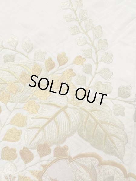 画像10: L1124C  打掛 女性用着物  シルク(正絹)   オフ ホワイト, ぼたん 【中古】 【USED】 【リサイクル】 ★★★☆☆ (10)