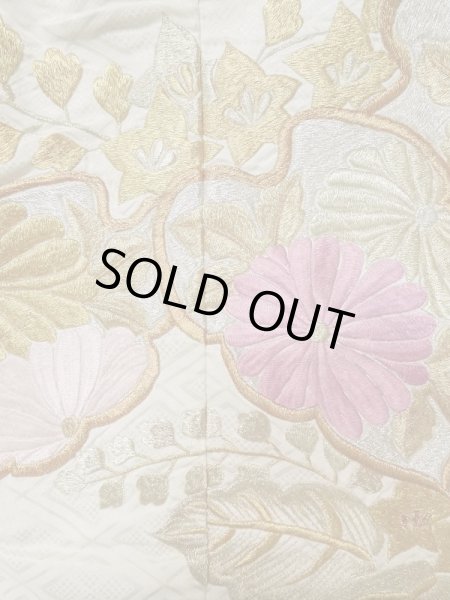 画像11: L1124C  打掛 女性用着物  シルク(正絹)   オフ ホワイト, ぼたん 【中古】 【USED】 【リサイクル】 ★★★☆☆ (11)