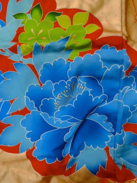 画像12: L1124D  打掛 女性用着物  シルク(正絹)   橙色, ぼたん 【中古】 【USED】 【リサイクル】 ★★★☆☆ (12)