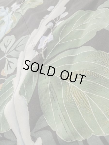 画像12: L1124E  打掛 女性用着物  シルク(正絹)   黒, 鳳凰 【中古】 【USED】 【リサイクル】 ★☆☆☆☆ (12)