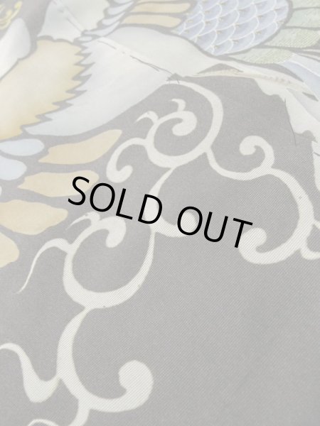 画像15: L1124E  打掛 女性用着物  シルク(正絹)   黒, 鳳凰 【中古】 【USED】 【リサイクル】 ★☆☆☆☆ (15)