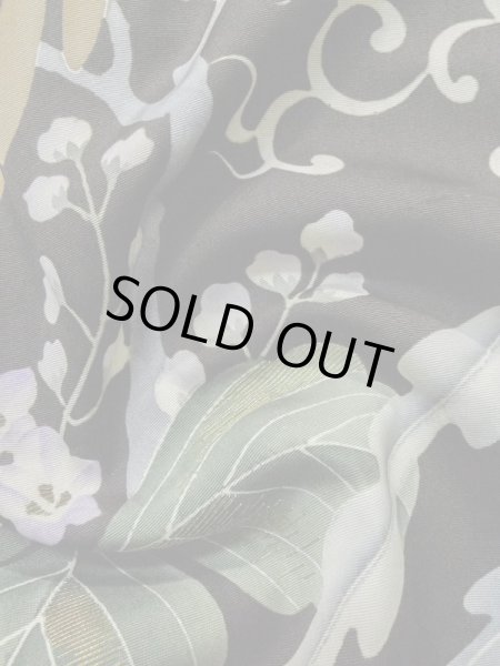 画像17: L1124E  打掛 女性用着物  シルク(正絹)   黒, 鳳凰 【中古】 【USED】 【リサイクル】 ★☆☆☆☆ (17)