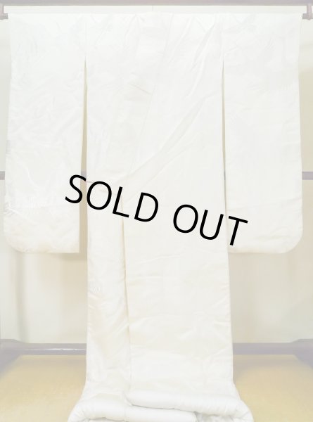 画像3: L1124I  打掛 女性用着物 白無垢 シルク(正絹)   白, 橘 【中古】 【USED】 【リサイクル】 ★★☆☆☆ (3)