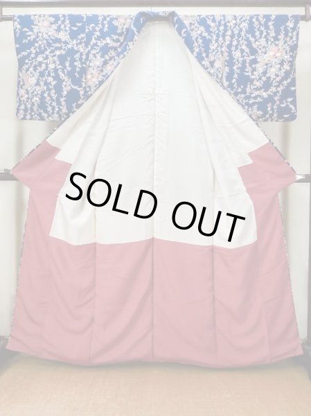 画像2: L1201A Mint  小紋 女性用着物  シルク（正絹）   青, 桜 【中古】 【USED】 【リサイクル】 ★★★★☆ (2)