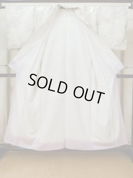 画像2: L1201B  小紋 女性用着物 竹垣柄 シルク（正絹）  光沢のある オフ　ホワイト, 菊 【中古】 【USED】 【リサイクル】 ★★☆☆☆ (2)