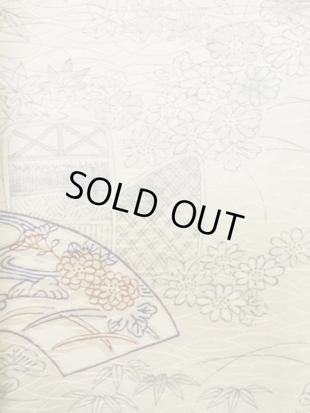 画像5: L1201B  小紋 女性用着物 竹垣柄 シルク（正絹）  光沢のある オフ　ホワイト, 菊 【中古】 【USED】 【リサイクル】 ★★☆☆☆ (5)