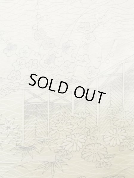 画像7: L1201B  小紋 女性用着物 竹垣柄 シルク（正絹）  光沢のある オフ　ホワイト, 菊 【中古】 【USED】 【リサイクル】 ★★☆☆☆ (7)