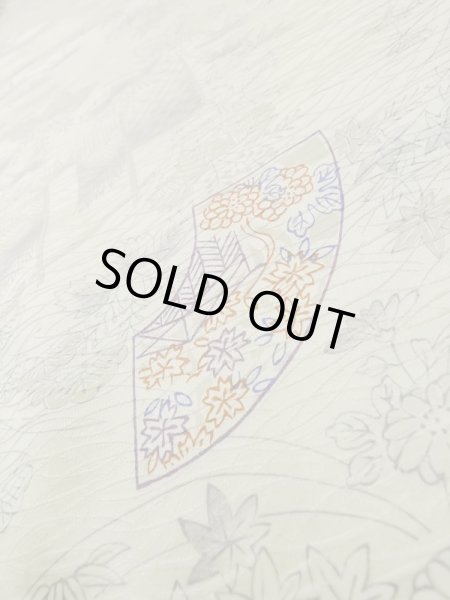 画像10: L1201B  小紋 女性用着物 竹垣柄 シルク（正絹）  光沢のある オフ　ホワイト, 菊 【中古】 【USED】 【リサイクル】 ★★☆☆☆ (10)