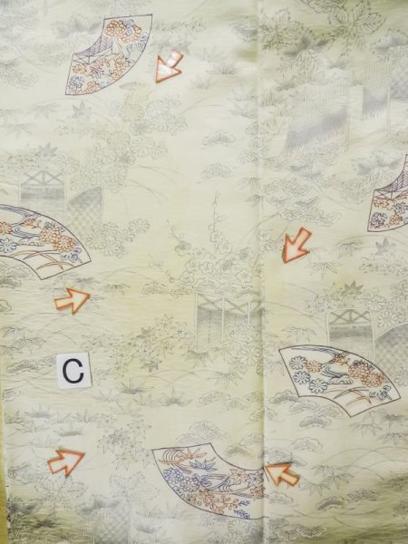 画像16: L1201B  小紋 女性用着物 竹垣柄 シルク(正絹)  光沢のある オフ ホワイト, 菊 【中古】 【USED】 【リサイクル】 ★★☆☆☆ (16)