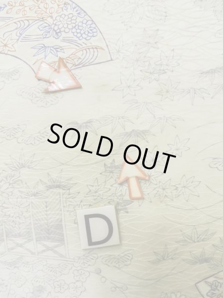 画像17: L1201B  小紋 女性用着物 竹垣柄 シルク（正絹）  光沢のある オフ　ホワイト, 菊 【中古】 【USED】 【リサイクル】 ★★☆☆☆ (17)