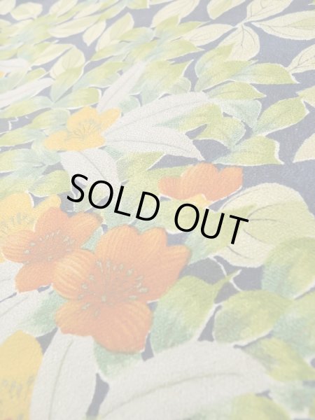 画像8: L1201G Mint  小紋 女性用着物  シルク(正絹)   黒, 桜 【中古】 【USED】 【リサイクル】 ★★★★☆ (8)