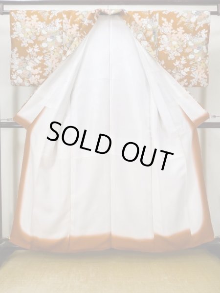 画像2: L1201K Mint  小紋 女性用着物 水車、竹垣柄 シルク(正絹)   橙色, ぼたん 【中古】 【USED】 【リサイクル】 ★★★★☆ (2)