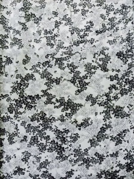 画像4: L1201M  小紋 女性用着物  シルク(正絹)  光沢のある 白, 梅 【中古】 【USED】 【リサイクル】 ★★★☆☆ (4)