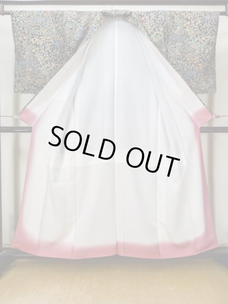 画像2: L1201X Mint  小紋 女性用着物 撫子柄 シルク（正絹）   黒, 花 【中古】 【USED】 【リサイクル】 ★★★★★ (2)