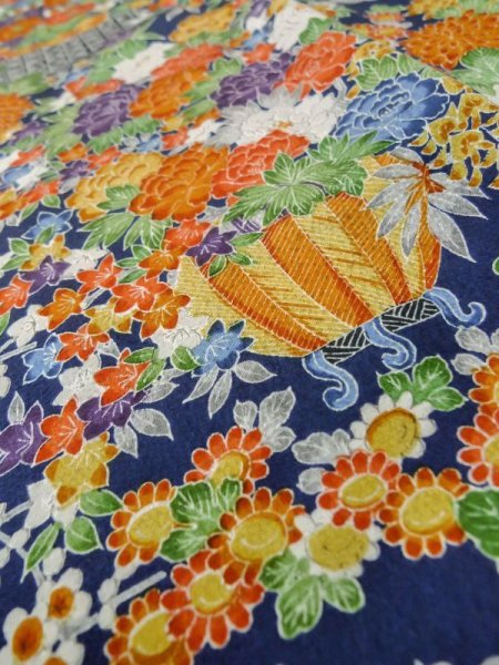 画像11: L1201Y Mint  小紋 女性用着物  シルク(正絹)  深い 青, 花 【中古】 【USED】 【リサイクル】 ★★★★☆ (11)