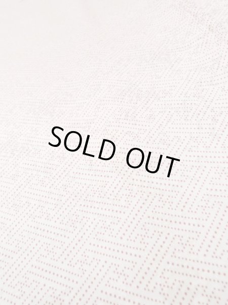 画像8: L1201Z  小紋 女性用着物 巻物柄 シルク(正絹)   白, ぼたん 【中古】 【USED】 【リサイクル】 ★★☆☆☆ (8)