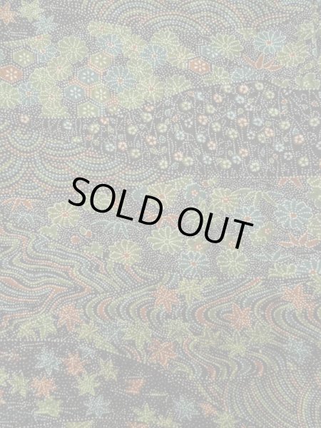 画像6: L1202B Mint  小紋 女性用着物  シルク(正絹)   黒, 花 【中古】 【USED】 【リサイクル】 ★★★★☆ (6)