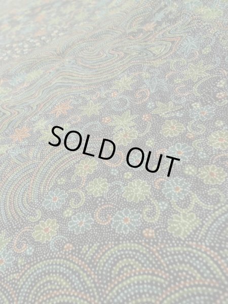 画像8: L1202B Mint  小紋 女性用着物  シルク(正絹)   黒, 花 【中古】 【USED】 【リサイクル】 ★★★★☆ (8)