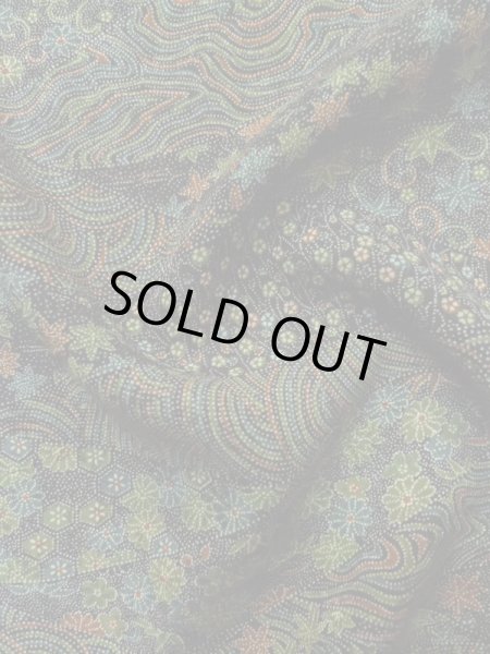 画像11: L1202B Mint  小紋 女性用着物  シルク(正絹)   黒, 花 【中古】 【USED】 【リサイクル】 ★★★★☆ (11)