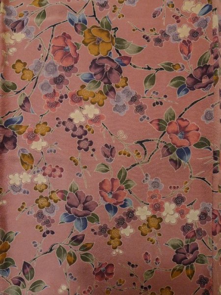 画像4: L1202D  小紋 女性用着物  シルク(正絹)  淡い 桃色, 梅 【中古】 【USED】 【リサイクル】 ★★☆☆☆ (4)