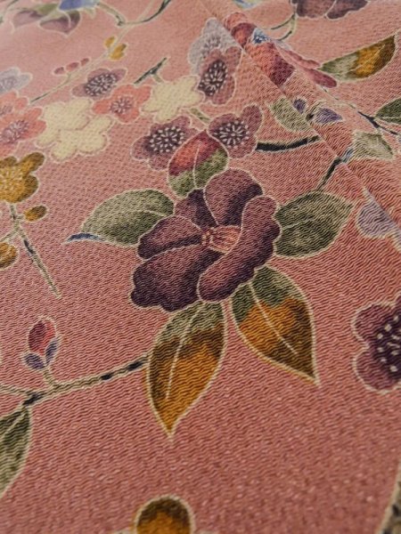 画像8: L1202D  小紋 女性用着物  シルク(正絹)  淡い 桃色, 梅 【中古】 【USED】 【リサイクル】 ★★☆☆☆ (8)