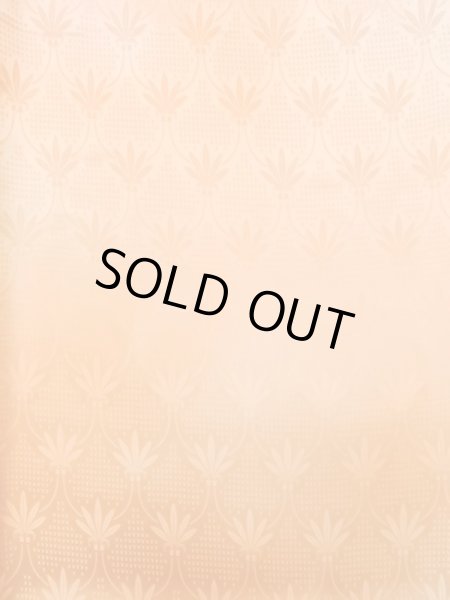 画像3: L1213E Mint  色無地 女性用着物  シルク（正絹） 淡い 薄い 橙色, ぼかし 【中古】 【USED】 【リサイクル】 ★★★★★ (3)