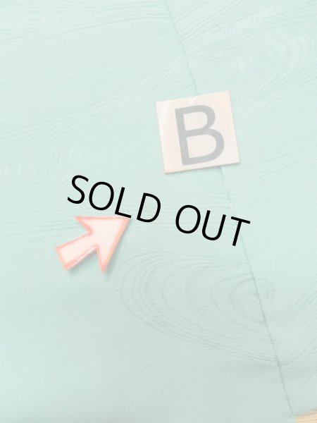 画像15: L1213F  色無地 女性用着物  シルク(正絹)  淡い 緑色,  【中古】 【USED】 【リサイクル】 ★★☆☆☆ (15)