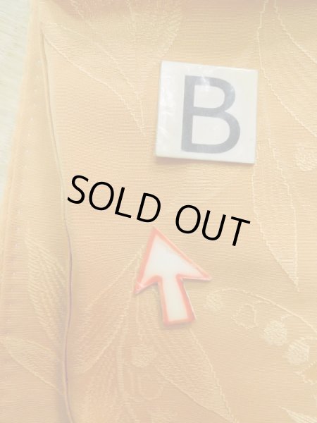 画像15: L1213I  色無地 女性用着物 地紋:スズラン シルク(正絹)  淡い 山吹,  【中古】 【USED】 【リサイクル】 ★★★☆☆ (15)