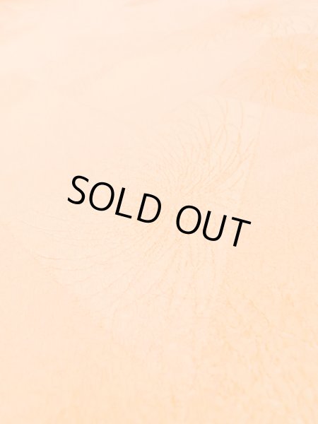 画像8: L1213U  小紋 女性用着物  シルク(正絹)  淡い 橙色, 抽象的模様 【中古】 【USED】 【リサイクル】 ★★★★☆ (8)