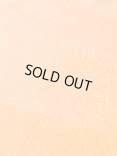 画像9: L1213U  小紋 女性用着物  シルク(正絹)  淡い 橙色, 抽象的模様 【中古】 【USED】 【リサイクル】 ★★★★☆ (9)