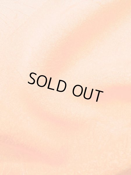 画像11: L1213U  小紋 女性用着物  シルク(正絹)  淡い 橙色, 抽象的模様 【中古】 【USED】 【リサイクル】 ★★★★☆ (11)