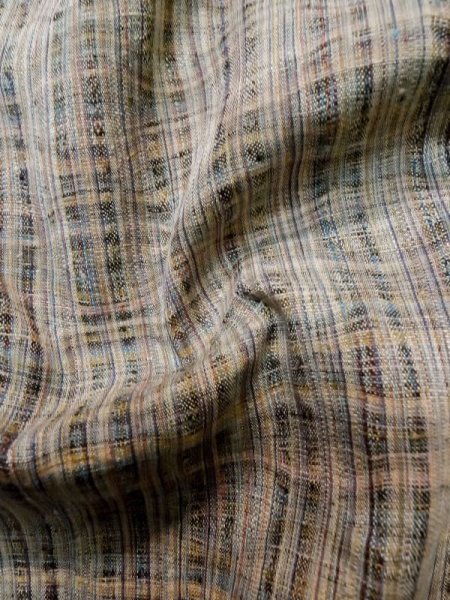 画像9: L1214A  紬 女性用着物  シルク(正絹)  淡い 灰色,  淡い【中古】 【USED】 【リサイクル】 ★★☆☆☆ (9)