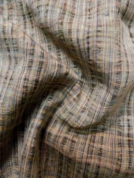 画像10: L1214A  紬 女性用着物  シルク(正絹)  淡い 灰色,  淡い【中古】 【USED】 【リサイクル】 ★★☆☆☆ (10)