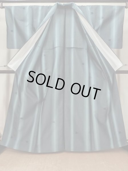 画像2: L1220H Mint  単衣 女性用着物  シルク(正絹)  淡い 青, ぼかし 【中古】 【USED】 【リサイクル】 ★★★★☆ (2)