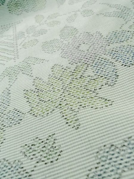 画像10: L1220S  単衣 女性用着物 竹垣柄 シルク(正絹) 淡い 薄い 黄緑色, 花 【中古】 【USED】 【リサイクル】 ★★☆☆☆ (10)