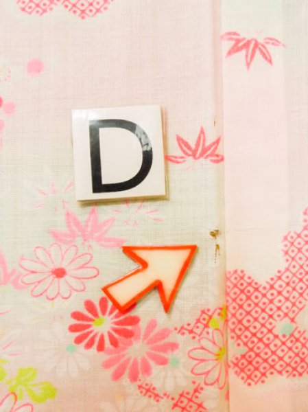 画像17: M0110B  襦袢 女性用着物  モスリン  薄い 桃色, 菊 【中古】 【USED】 【リサイクル】 ★☆☆☆☆ (17)