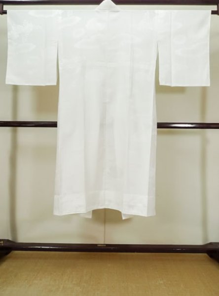 画像2: M0111C  襦袢 女性用着物  化繊   白,  【中古】 【USED】 【リサイクル】 ★★☆☆☆ (2)