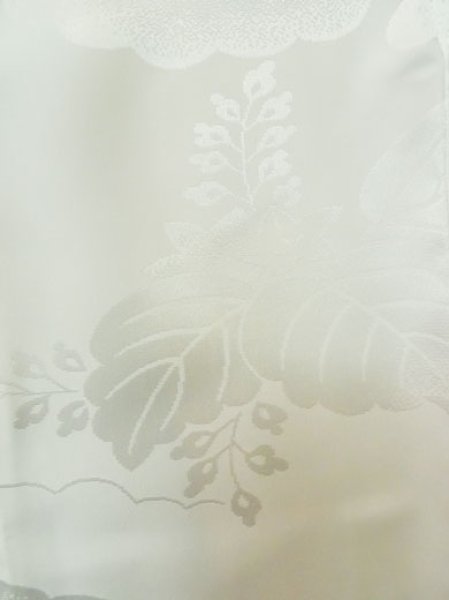 画像7: M0111C  襦袢 女性用着物  化繊   白,  【中古】 【USED】 【リサイクル】 ★★☆☆☆ (7)