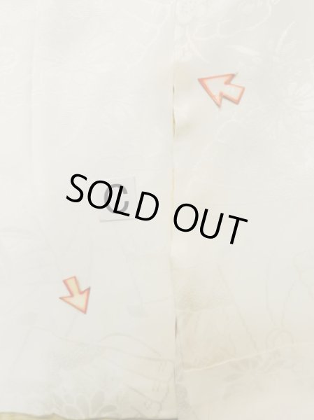 画像14: M0111D  襦袢 女性用着物  シルク(正絹)   白,  【中古】 【USED】 【リサイクル】 ★★☆☆☆ (14)