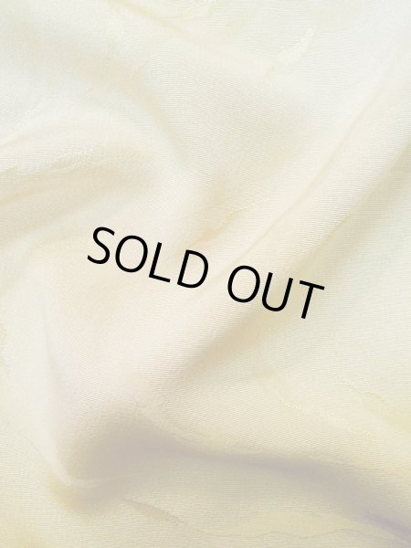 画像12: M0131B Mint  小紋 女性用着物  シルク（正絹） 淡い 薄い 山吹, ぼかし 【中古】 【USED】 【リサイクル】 ★★★★☆ (12)