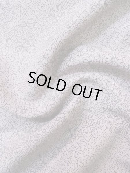 画像11: M0131E Mint  小紋 女性用着物  シルク（正絹）  淡い 藤色, 花 淡い【中古】 【USED】 【リサイクル】 ★★★★☆ (11)